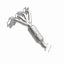 Load image into Gallery viewer, MagnaFlow Conv DF 08-09 Ford Focus 2.0L
