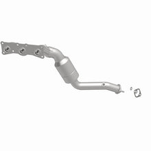 Load image into Gallery viewer, MagnaFlow Conv DF 2008-2010 BMW 528i/528i xDrive 3.0L Underbody
