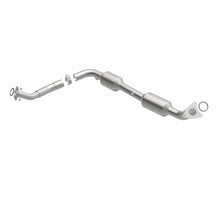 Load image into Gallery viewer, Magnaflow 07-12 Toyota Tundra 4.0L Direct Fit Converter
