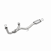Load image into Gallery viewer, MagnaFlow Conv DF 97-98 Toyota Avalon Camry 3
