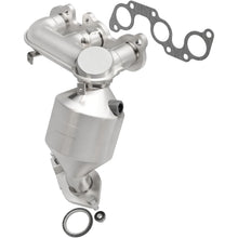 Load image into Gallery viewer, MagnaFlow Conv DF Avalon/Sienna front manif
