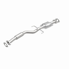 Load image into Gallery viewer, MagnaFlow Conv DF 99-00 Galant 2.4 rear OEM
