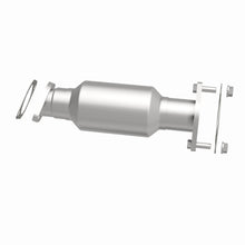 Load image into Gallery viewer, MagnaFlow Conv Direct Fit 2011 Kia Sorento 3.5 Underbody
