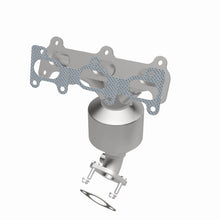 Load image into Gallery viewer, MagnaFlow Conv DF 05-08 Kia Sportage 2.7L Driver Side
