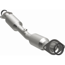 Load image into Gallery viewer, Magnaflow 13-15 Nissan Sentra 1.8L California Grade CARB Compliant DF Catalytic Converter
