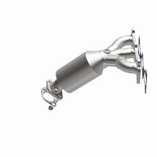 Load image into Gallery viewer, MagnaFlow Conv DF 05-08 Kia Sportage 2.7L Passenger Side
