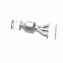 Load image into Gallery viewer, MagnaFlow Conv DF 07-09 Mitsu Outlander 3.0L
