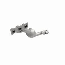 Load image into Gallery viewer, MagnaFlow Conv DF BMW 5 06-07 Front

