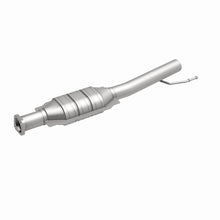 Load image into Gallery viewer, Magnaflow Conv DF 2005 Ford Escape 3.0L
