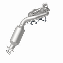 Load image into Gallery viewer, Magnaflow 2013 FJ Cruiser V6 4 OEM Manifold Direct Fit Converter
