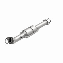 Load image into Gallery viewer, MagnaFlow Conv DF 05-09 Toyota Tacoma 4.0L P/S Rear
