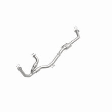 Load image into Gallery viewer, MagnaFlow Conv DF 98-00 Sienna 3.0L
