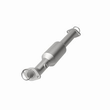 Load image into Gallery viewer, Magnaflow 05-15 Toyota Tacoma 4.0L Direct Fit Converter
