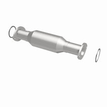 Load image into Gallery viewer, Magnaflow 96-99 Toyota Tacoma 2.7L Direct Fit Converter
