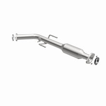 Load image into Gallery viewer, Magnaflow 01-03 Toyota Sienna 3.0L Direct Fit Converter
