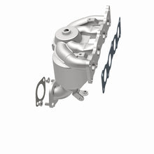 Load image into Gallery viewer, Magnaflow Conv DF 2017 Santa Fe L4 2.4 OEM Manifold
