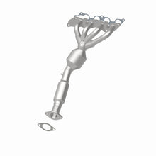 Load image into Gallery viewer, Magnaflow 05-06 Ford Focus 2.0L Direct Fit Converter
