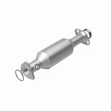 Load image into Gallery viewer, MagnaFlow California Direct-Fit Catalytic Converter 97-01 Honda CR-V L4 2.0L
