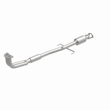 Load image into Gallery viewer, Magnaflow 99-00 Galant L4 2.4 OEM Underbody Direct Fit Converter
