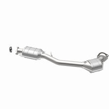 Load image into Gallery viewer, Magnaflow Conv DF 04 Forester 2.5L Rr CA
