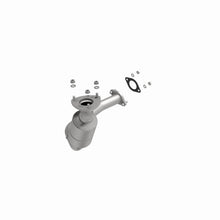 Load image into Gallery viewer, MagnaFlow Conv DF 04 Chevy Malibu 3.5L

