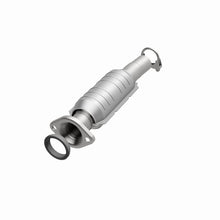 Load image into Gallery viewer, Magnaflow Conv DF 04-06 Toyota Sienna 3.3L AWD Rear
