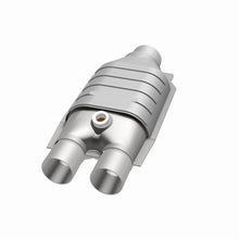 Load image into Gallery viewer, MagnaFlow Conv Universal 2.5 inch/2 inch S/D PC2 Rear
