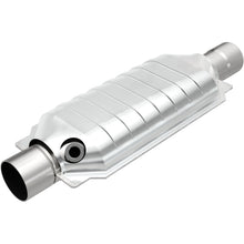 Load image into Gallery viewer, MagnaFlow Conv Univ 2.5 Single O2 Boss
