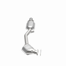 Load image into Gallery viewer, Magnaflow Conv DF 04 Forester 2.5L Rr CA
