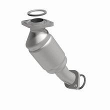 Load image into Gallery viewer, MagnaFlow Conv DF 01-03 Highlander 3L frt OEM
