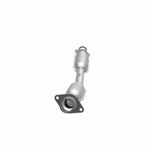 Load image into Gallery viewer, Magnaflow Conv DF 07-12 Nissan Versa 1.8L
