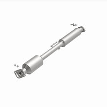 Load image into Gallery viewer, Magnaflow 14 Hyundai Sonata 2.4L Direct Fit Cat Converter
