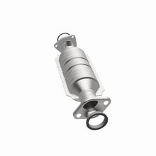 Load image into Gallery viewer, MagnaFlow Conv DF 1998 Honda Odyssey 2.3L
