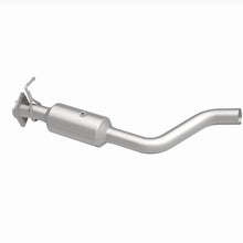 Load image into Gallery viewer, MagnaFlow 22-24 Ford F-650 V8 7.3L Underbody Direct Fit Catalytic Converter
