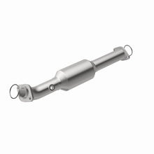 Load image into Gallery viewer, Magnaflow 05-15 Toyota Tacoma 4.0L Direct Fit Converter

