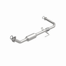 Load image into Gallery viewer, MagnaFlow Conv Direct Fit OEM 2003-2004 Toyota Tundra Underbody - 47.125in Length
