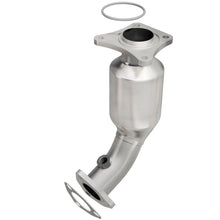 Load image into Gallery viewer, MagnaFlow Conv DF Nissan 04-05 Maxima Manifold/2006 Altima Manifold/04-09 Quest 3.5L Rear
