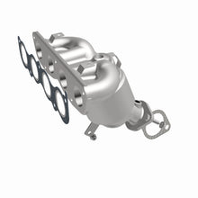 Load image into Gallery viewer, Magnaflow 19-20 Hyundai Tucson OEM/EPA Compliant Manifold Catalytic Coverter
