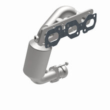 Load image into Gallery viewer, Magnaflow 2004 Ford Escape 3.0L Direct Fit Converter
