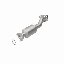 Load image into Gallery viewer, MagnaFlow 15-17 Honda Fit L4 1.5L OEM Grade Direct Fit Catalytic Converter
