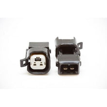 Load image into Gallery viewer, BLOX Racing Quick Connectors - EV6/EV14 to EV1 (Single Adapter)
