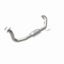 Load image into Gallery viewer, MagnaFlow Conv DF 98-02 Honda Passport 3.2L
