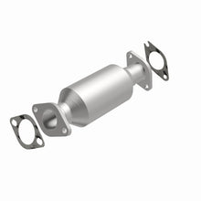 Load image into Gallery viewer, Magnaflow 11-13 Sorento 2.4L Underbody Direct Fit Converter
