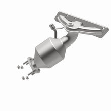 Load image into Gallery viewer, MagnaFlow Conv DF 02-03 MPV 3.0 Rear Manifold OEM
