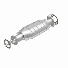 Load image into Gallery viewer, MagnaFlow Conv DF 05-10 Kia Sportage 2.7L

