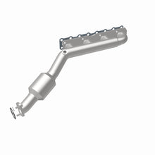 Load image into Gallery viewer, Magnaflow 2004 Nissan Titan 5.6L Direct Fit Converter
