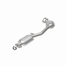 Load image into Gallery viewer, Magnaflow Conv DF 04 Forester 2.5L Rr CA
