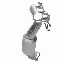 Load image into Gallery viewer, Magnaflow 04-06 Toyota Sienna 3.3L Direct Fit Converter
