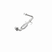 Load image into Gallery viewer, Magnaflow Conv DF 00-02 Tundra 4.7L 4WD FL
