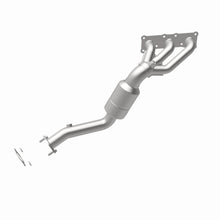 Load image into Gallery viewer, MagnaFlow Conv DF 2008-2010 BMW 528i/528i xDrive 3.0L Underbody
